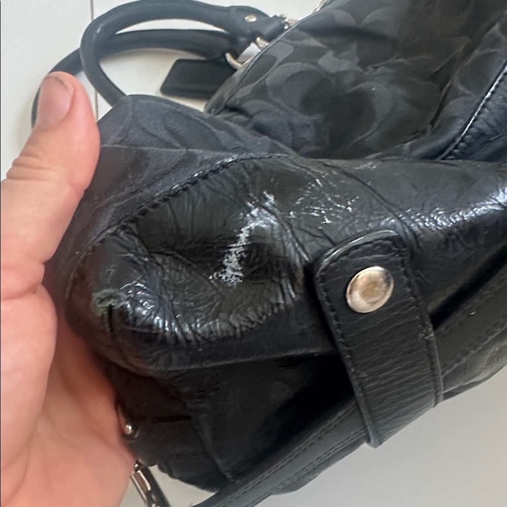 Coach Black Signature Satchel bag - Picture 2 of 4